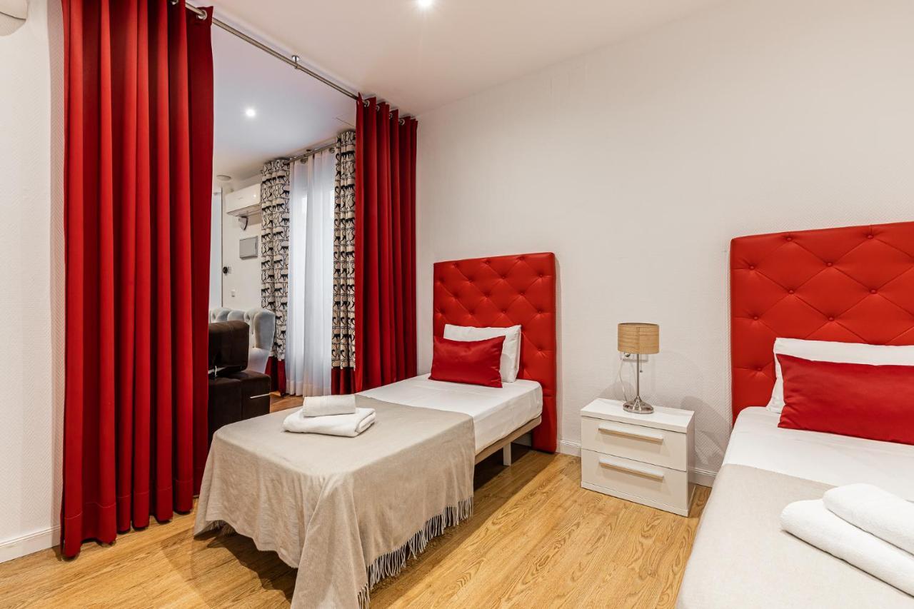 Waou Apartamentos En Sol Confort 8 Мадрид Екстериор снимка